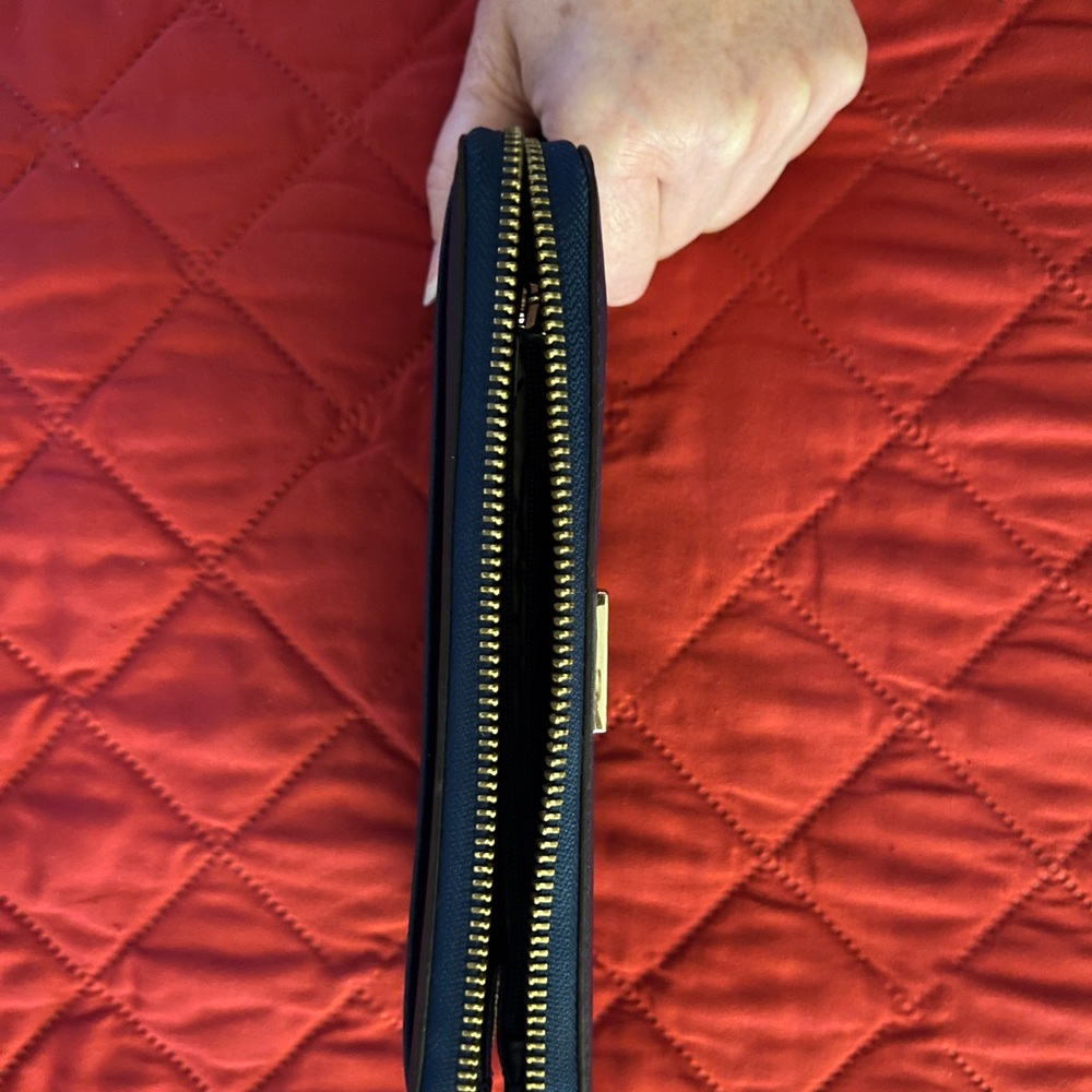 Kate Spade Navy Blue Wallet with Gold Accent - Picture 11 of 16